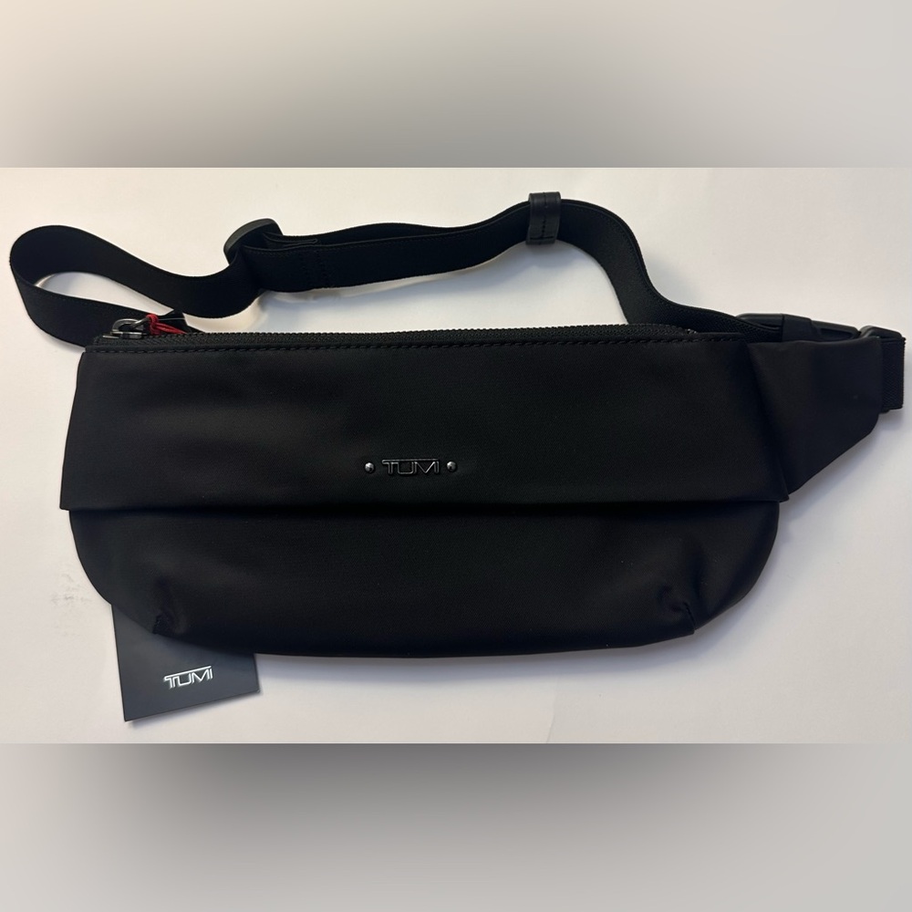 NWT TUMI Women Josie Slim Hip Fanny Pack Belt Bag
